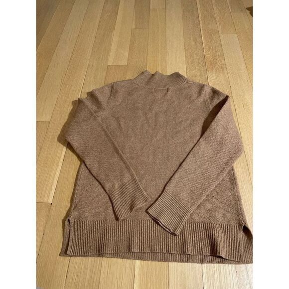 Old Navy Light Brown Knit Turtleneck Sweater - Picture 2 of 5